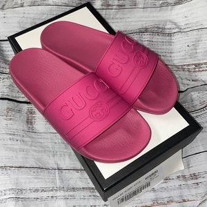 Gucci Pursuit Logo Pool Slides Sz 37